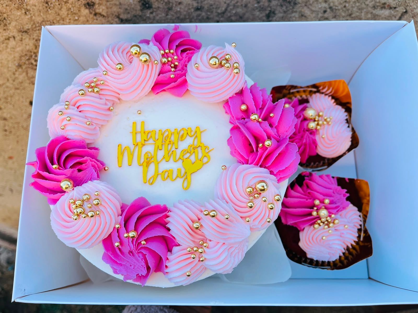 Pink Rosette Bento by Baked by Buhlebenkosi