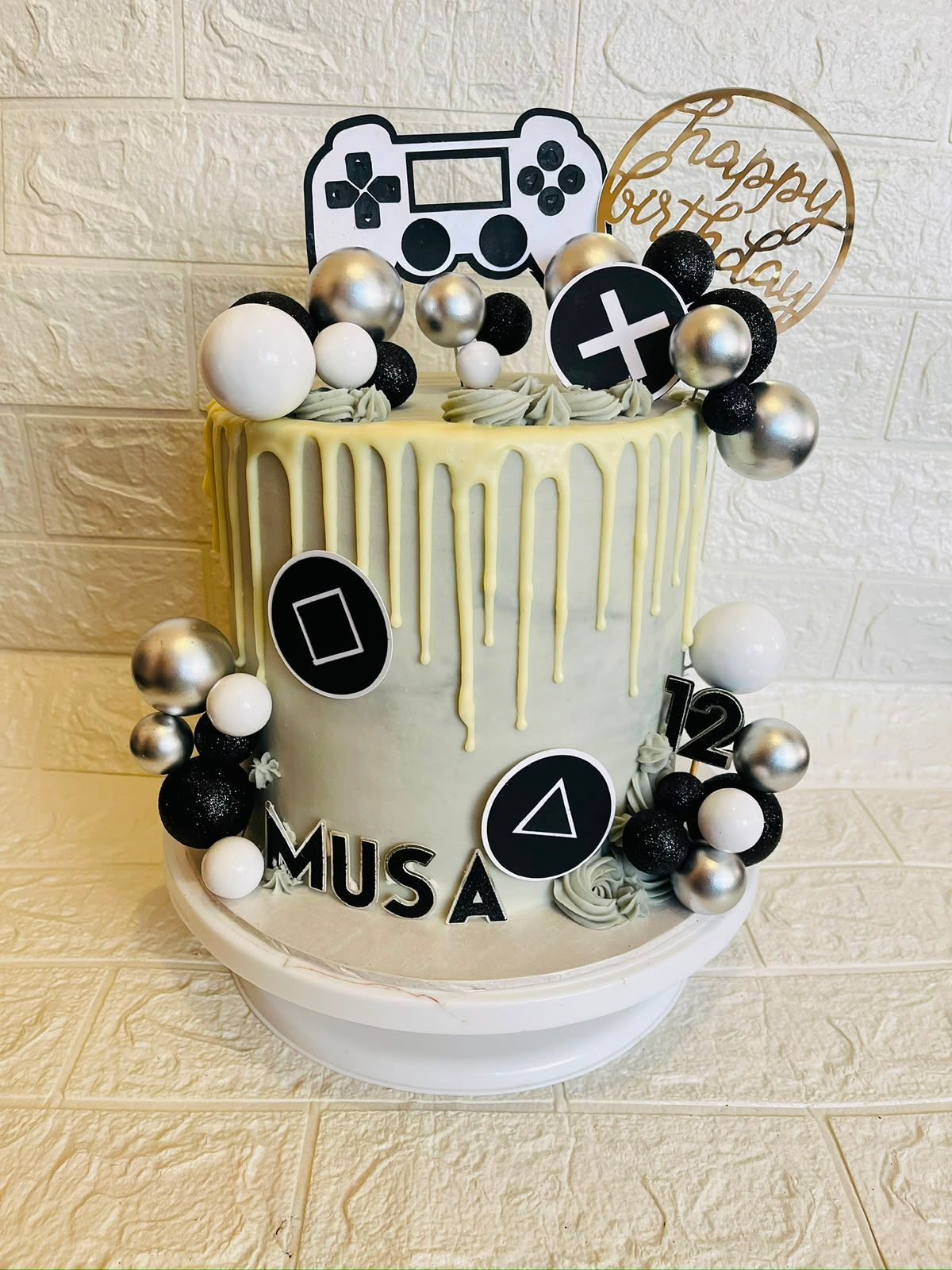 PlayStation Gamer Cake by Baked by Buhlebenkosi