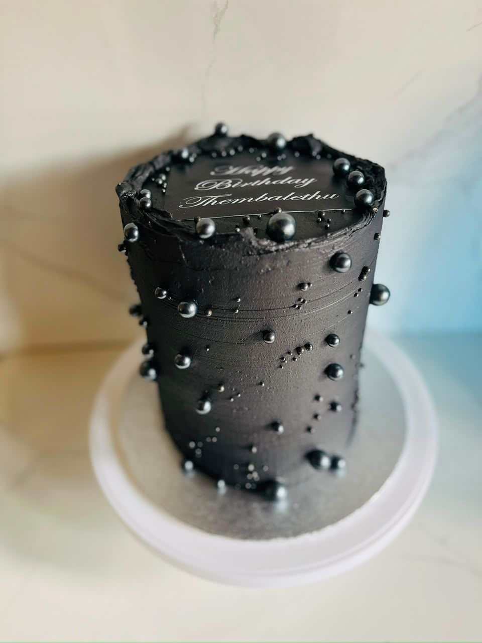 Black Pearl Mini Cake by Baked by Buhlebenkosi