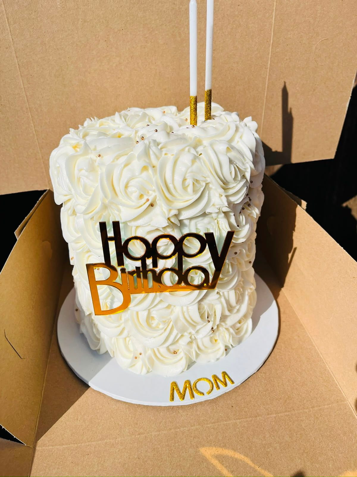 White Rosette Mom Mini Cake by Baked by Buhlebenkosi